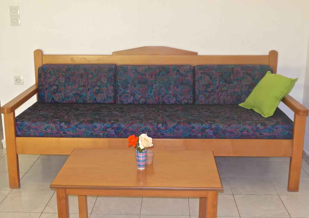Irilena Apartments Stalida Ruang foto