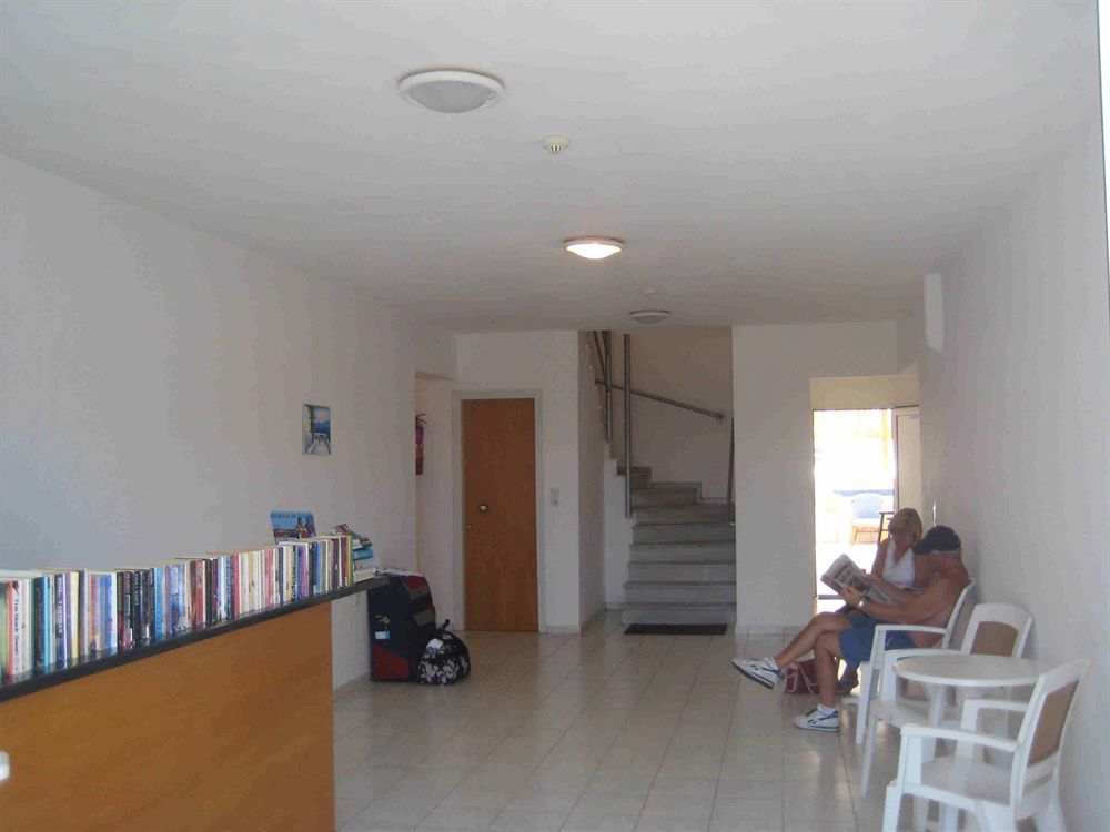 Irilena Apartments Stalida Bagian luar foto